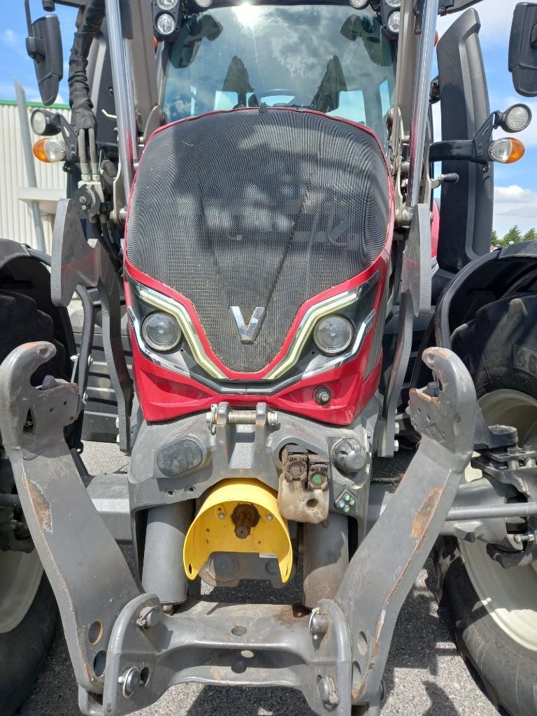 Tracteur chargeur VALTRA N 175 DIRECT - photo slide 10