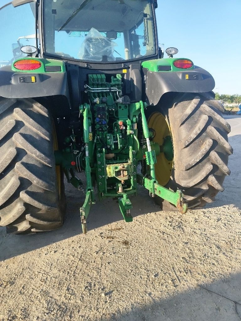Tracteur JOHN DEERE 6195R - photo slide 5
