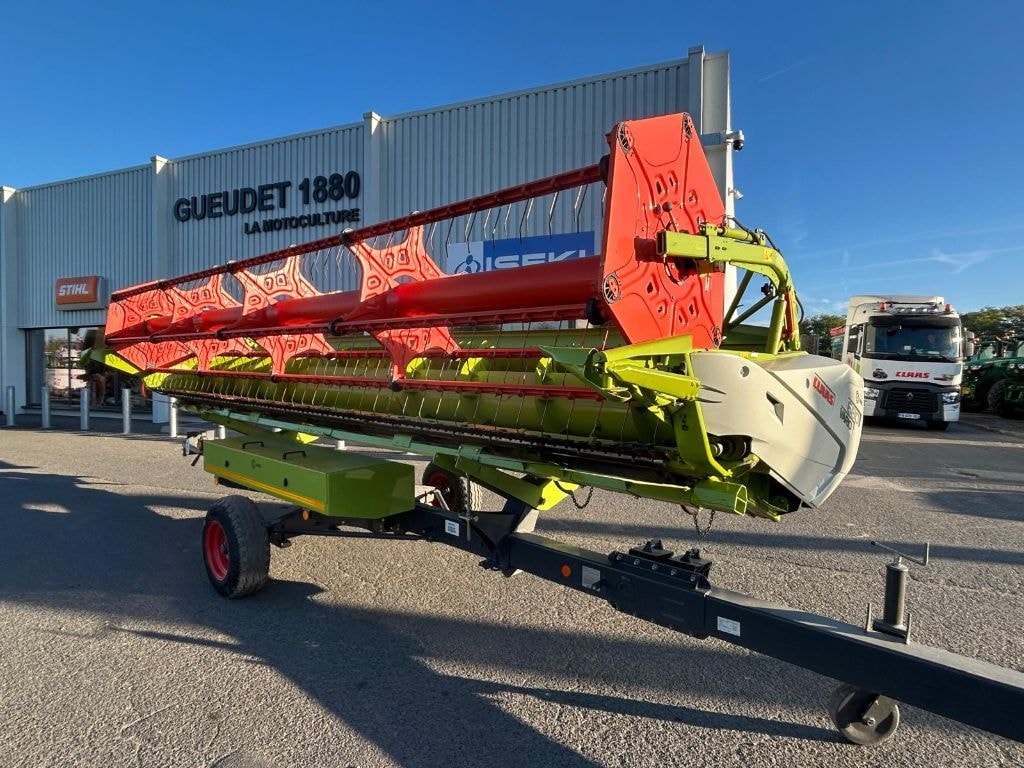 Moissonneuse CLAAS TUCANO 570 - photo slide 17