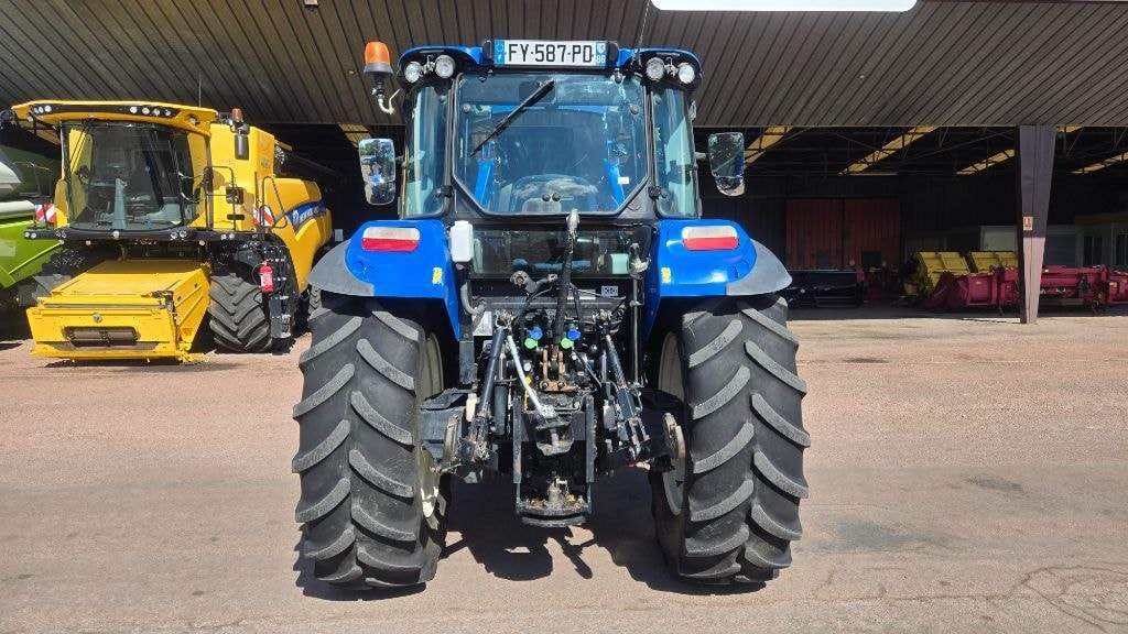 Tracteur chargeur NEW HOLLAND T5.105 DC - photo slide 16