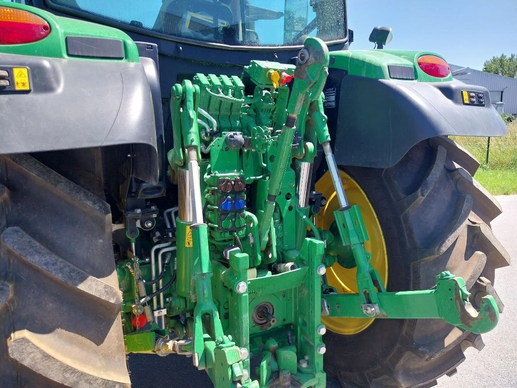 Tracteur JOHN DEERE 6r130 - photo slide 6