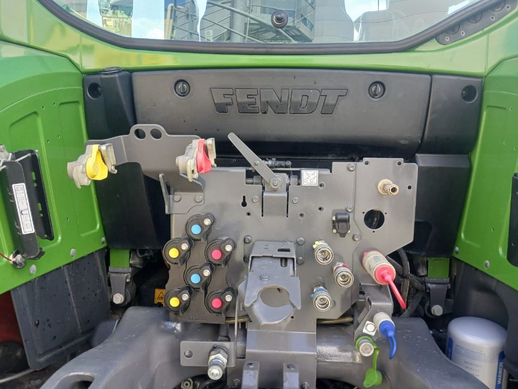 Tracteur FENDT 720 Gen 6 power setting 2 - photo slide 5