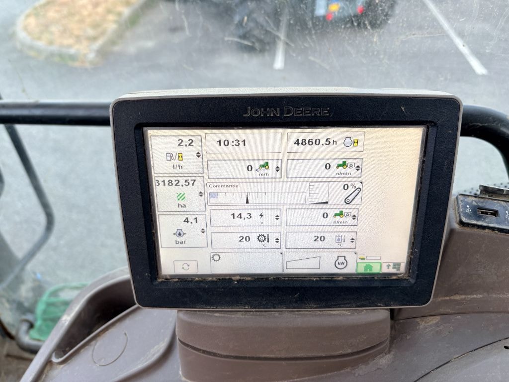 Tracteur JOHN DEERE 6115R - photo slide 17