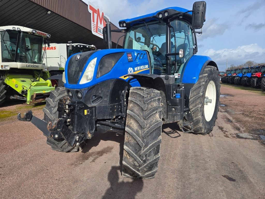 Tracteur NEW HOLLAND T7.230 PC - photo slide 1