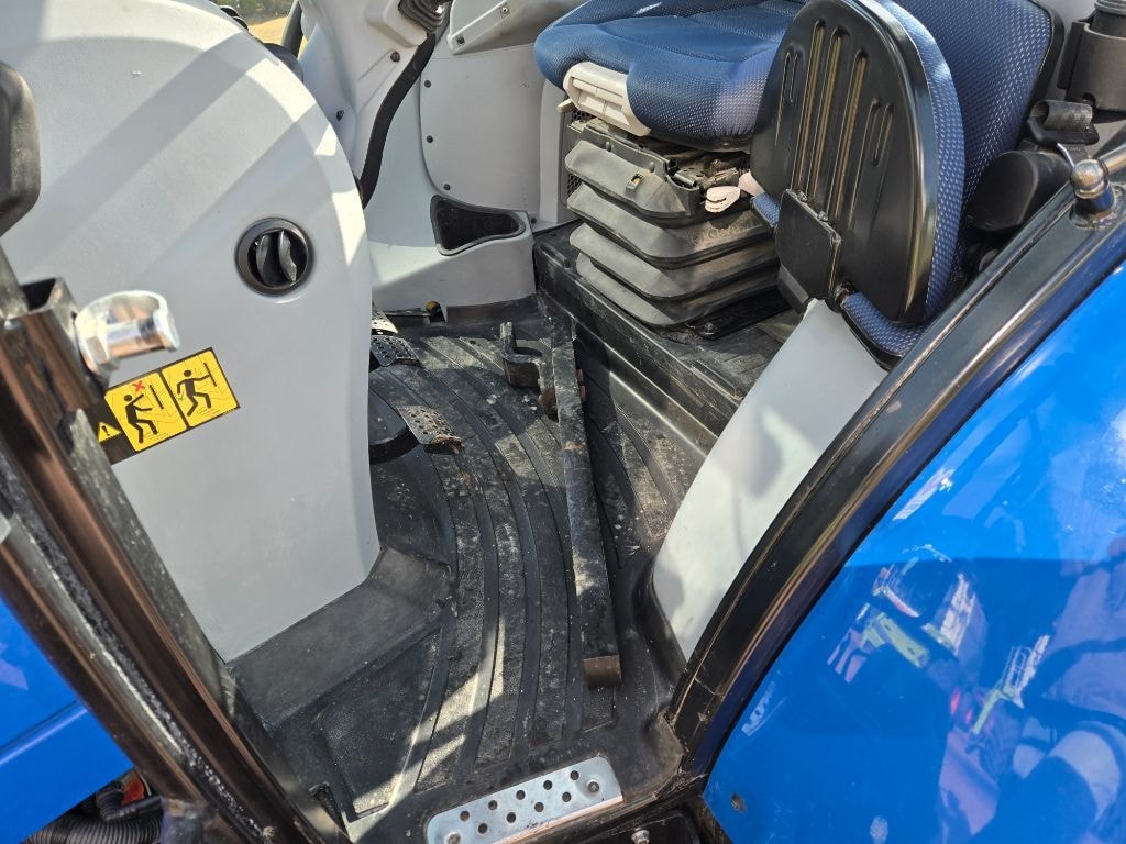 Tracteur NEW HOLLAND T5.110 - photo slide 19