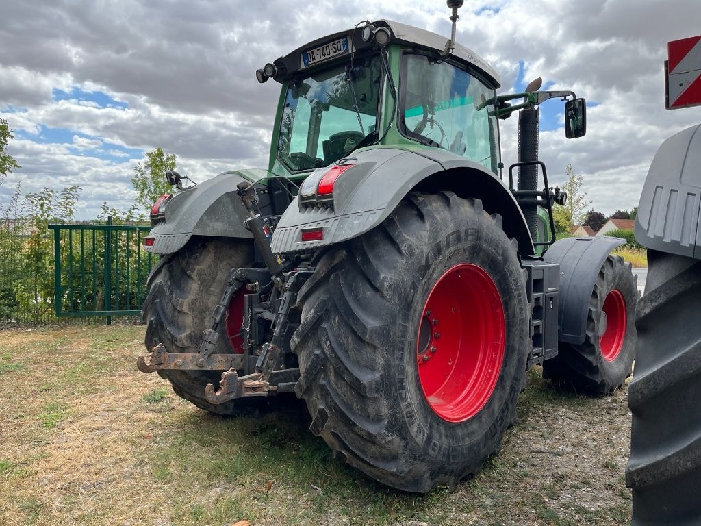 Tracteur FENDT 826 SCR VARIO PROFI + - photo slide 6