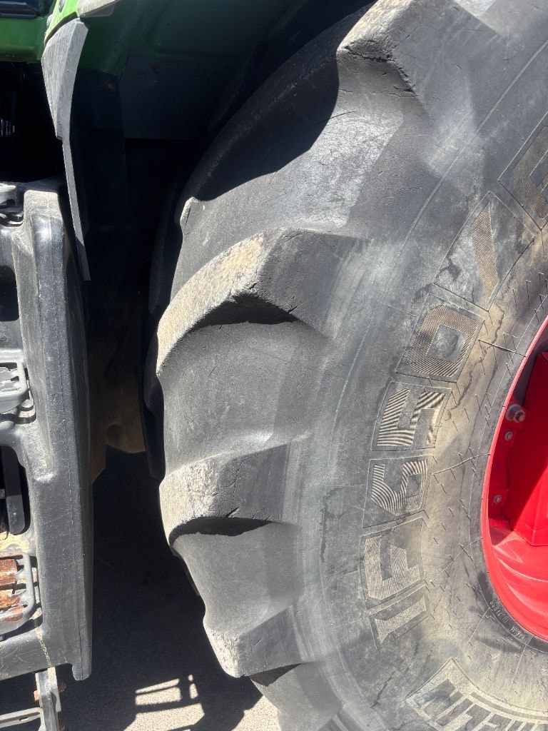 Tracteur FENDT 824 VARIO PROFI + - photo slide 6