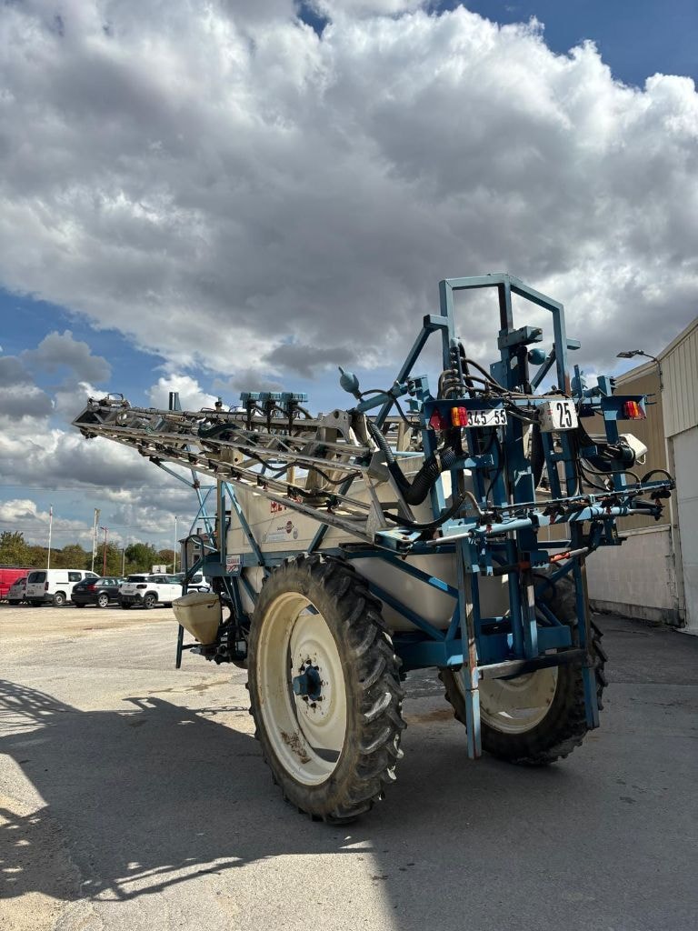 Pulverisateur EVRARD TE 3300 - photo slide 4
