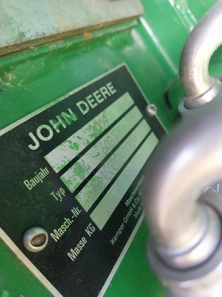 Cueilleur JOHN DEERE 608c - photo slide 4