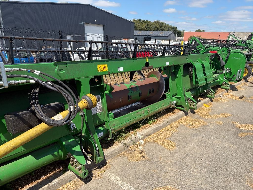 Moissonneuse JOHN DEERE T660 HM - photo slide 23