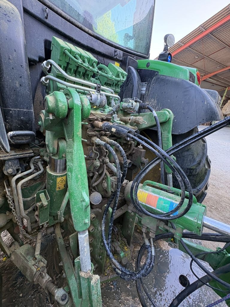 Tracteur JOHN DEERE 6155R - photo slide 5
