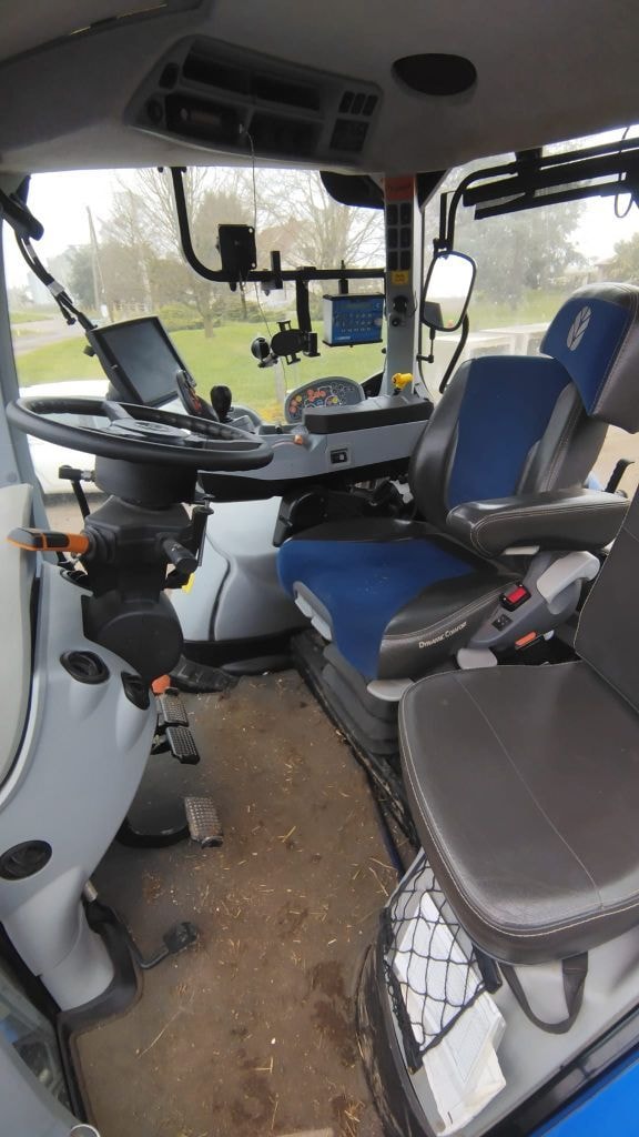 Tracteur NEW HOLLAND T7.190 - photo slide 8