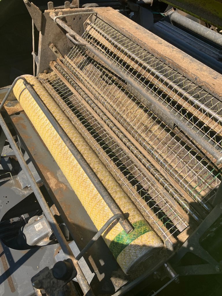 Presse balles rondes CLAAS ROLLANT 520 RC - photo slide 9