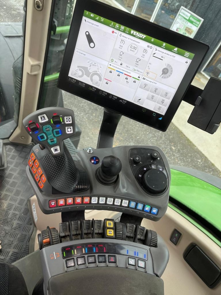 Tracteur FENDT 720 VARIO PROFI + Gen 6 S1  - photo slide 10