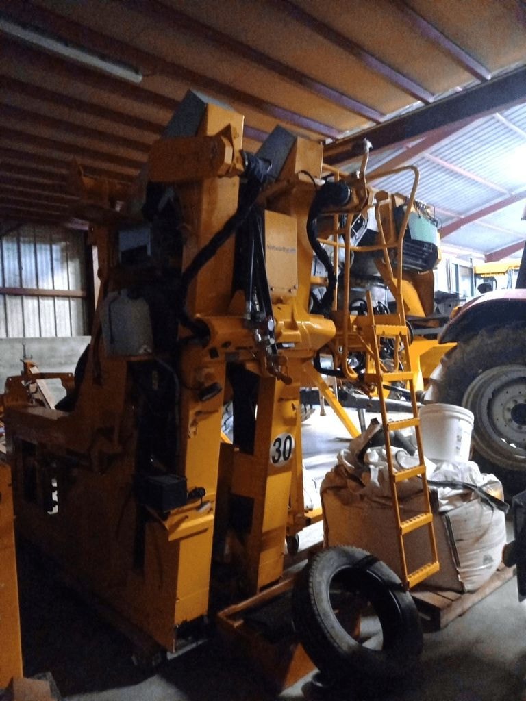 Machine à vendanger GREGOIRE G4.200 - photo slide 10