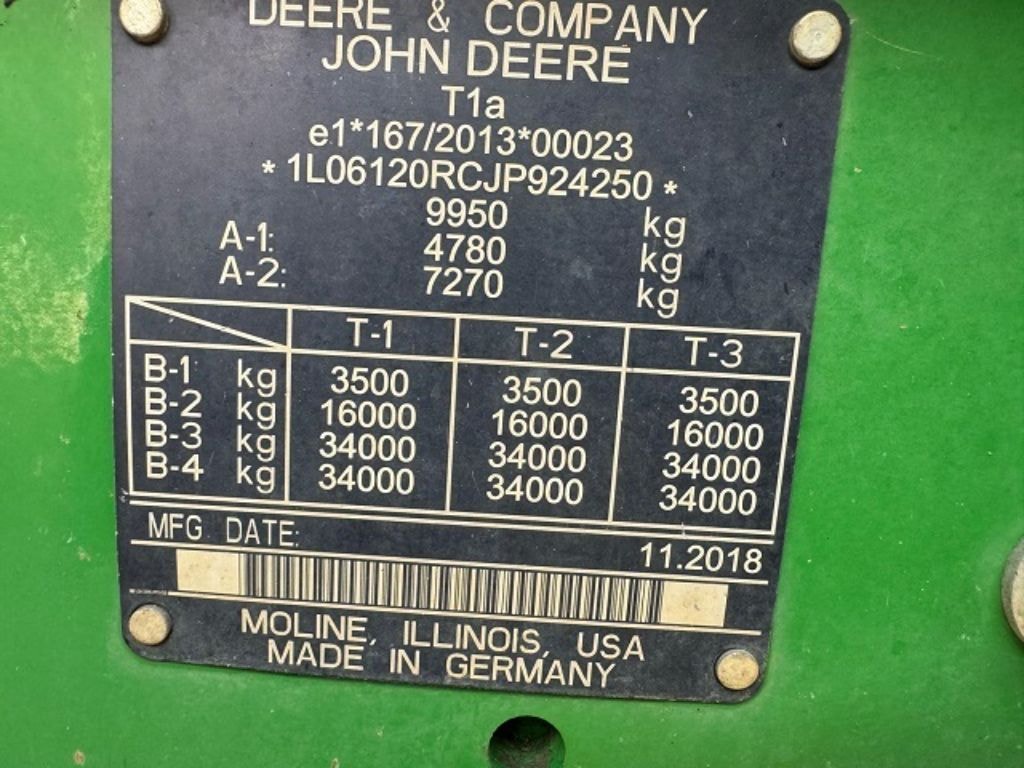 Tracteur JOHN DEERE 6120R - photo slide 12