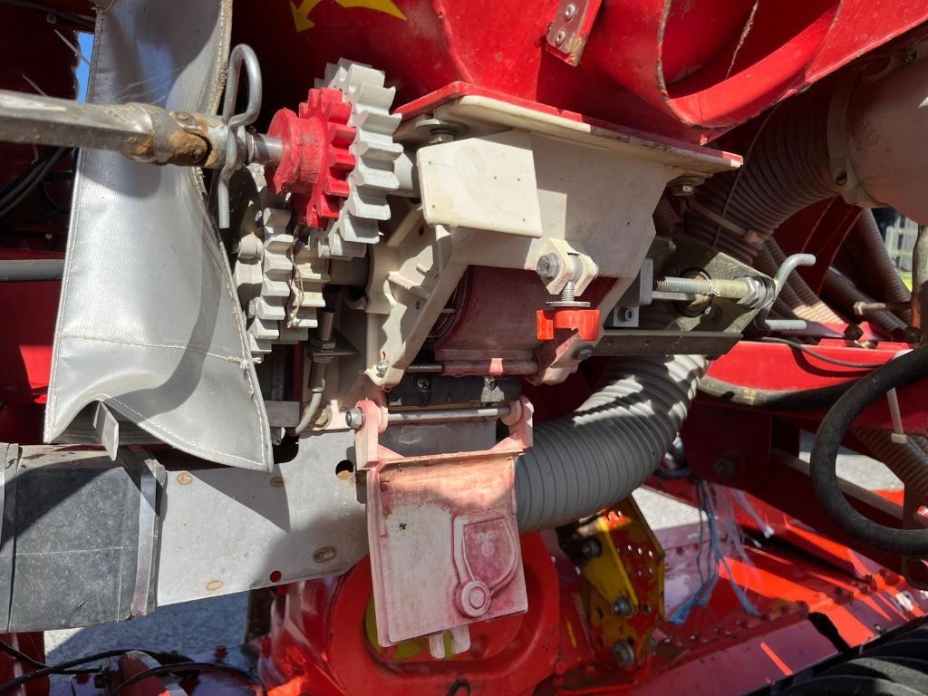Combine de Semis KUHN HR404HD - photo slide 12