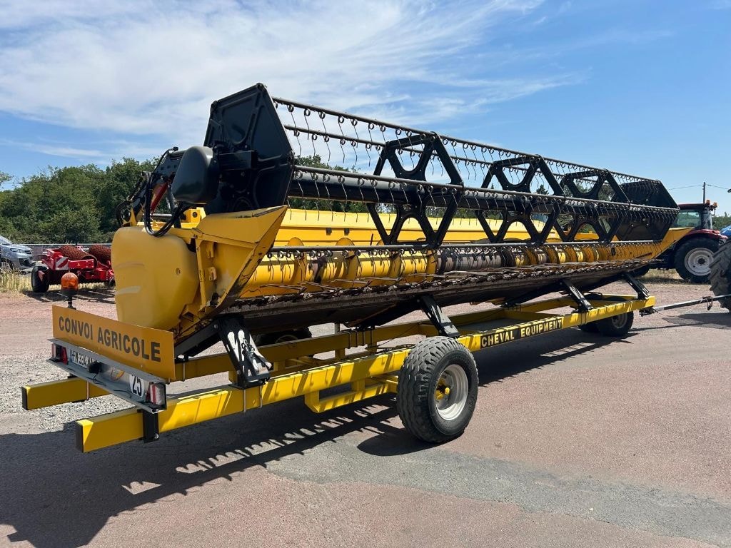 Moissonneuse NEW HOLLAND CR 7.90 REVELATION - photo slide 23