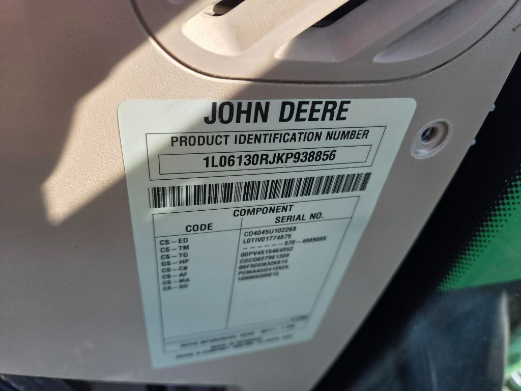Tracteur chargeur JOHN DEERE 6130R - photo slide 10