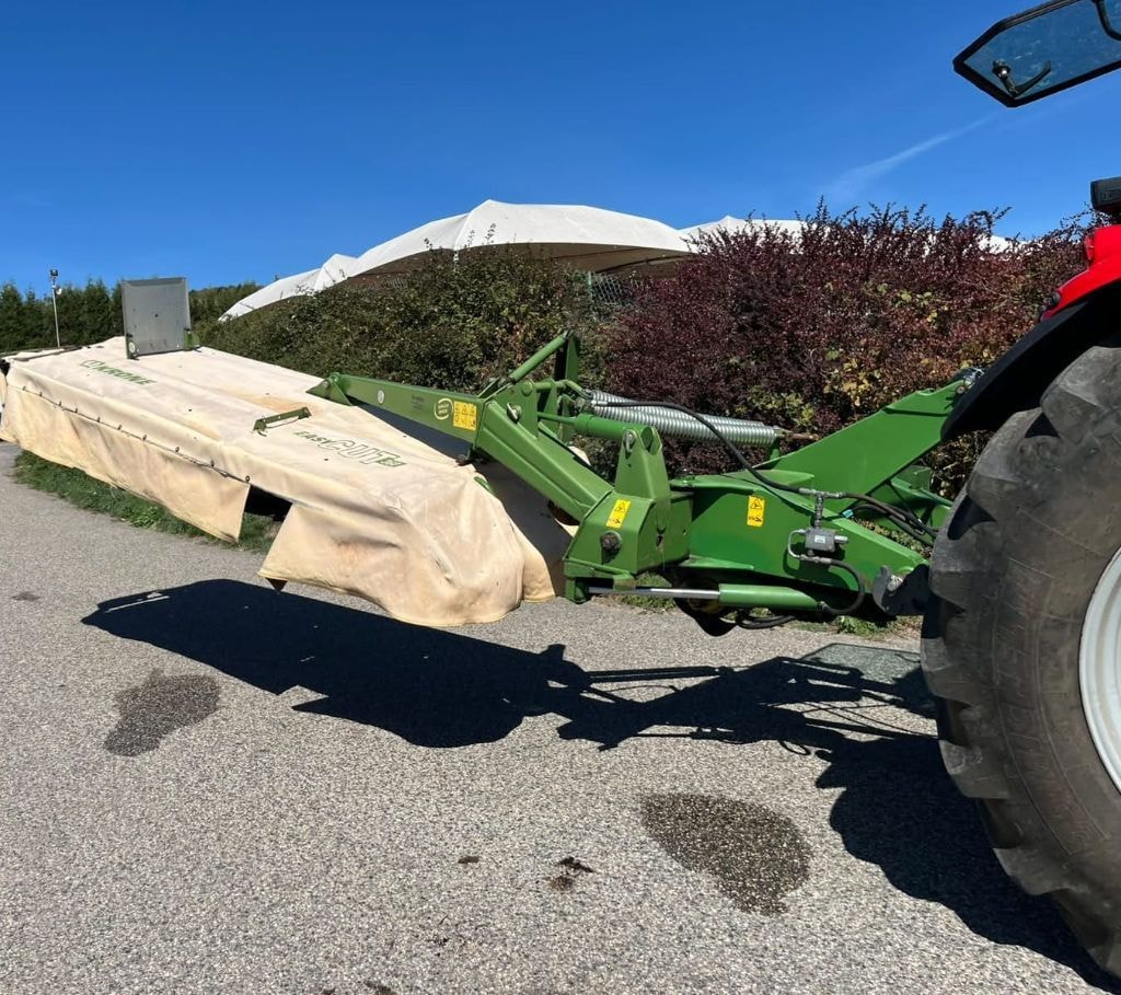 Faucheuse KRONE Easy cut 360 - photo slide 1