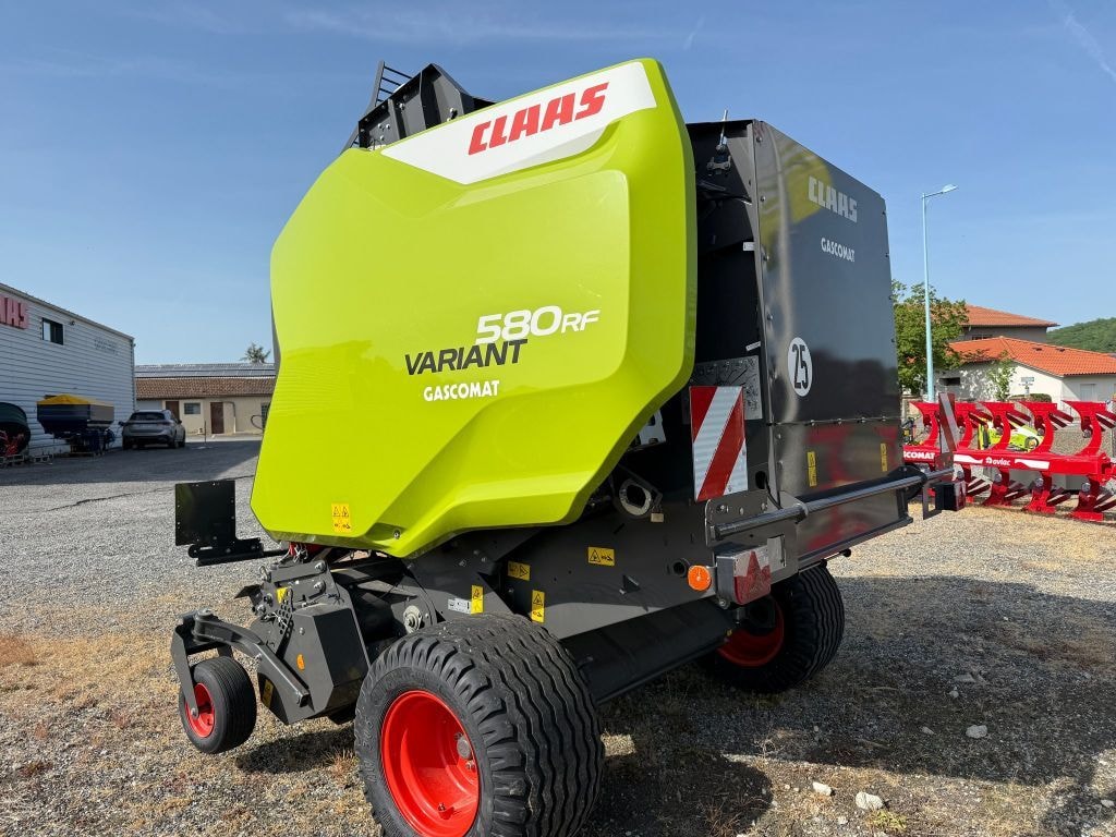 Presse balles rondes CLAAS VARIANT 580 RF - photo slide 1