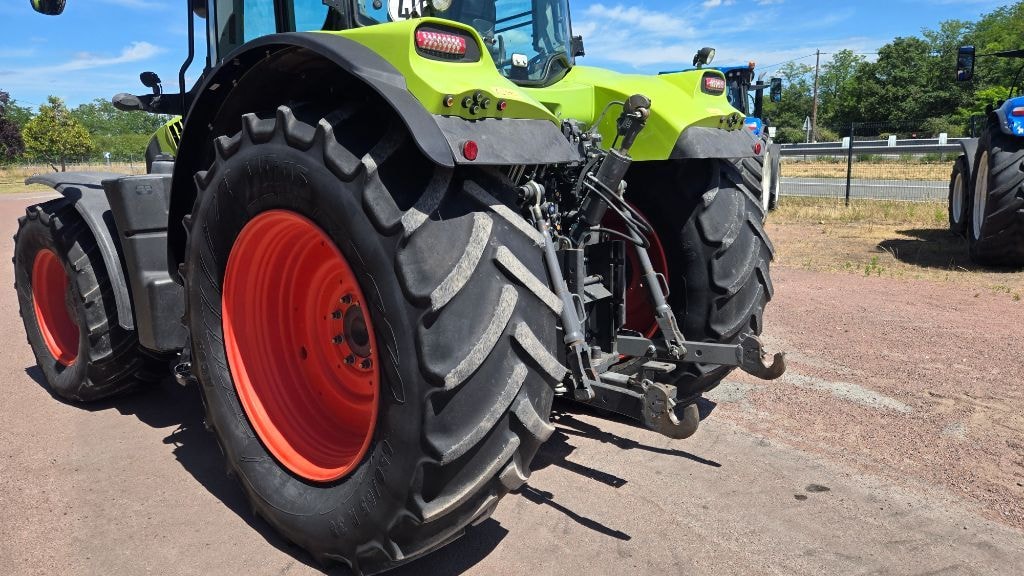 Tracteur CLAAS ARION 650 CMATIC - photo slide 16