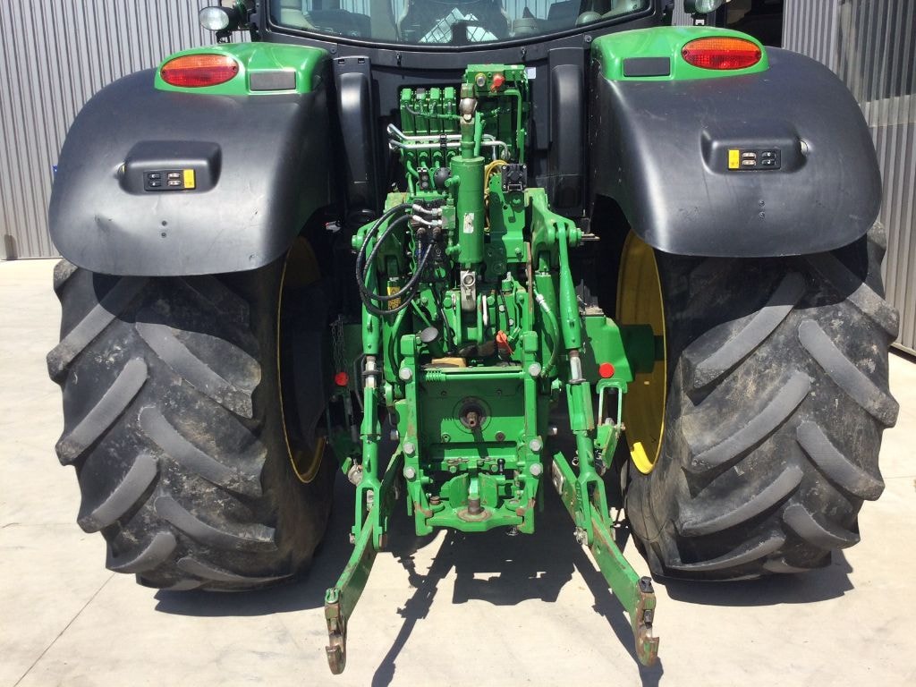 Tracteur JOHN DEERE 6195R - photo slide 6