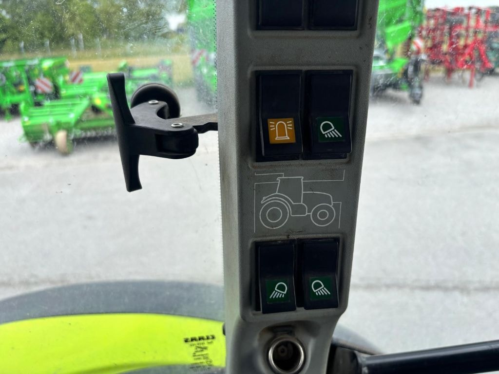 Tracteur CLAAS ARION 420 - photo slide 27