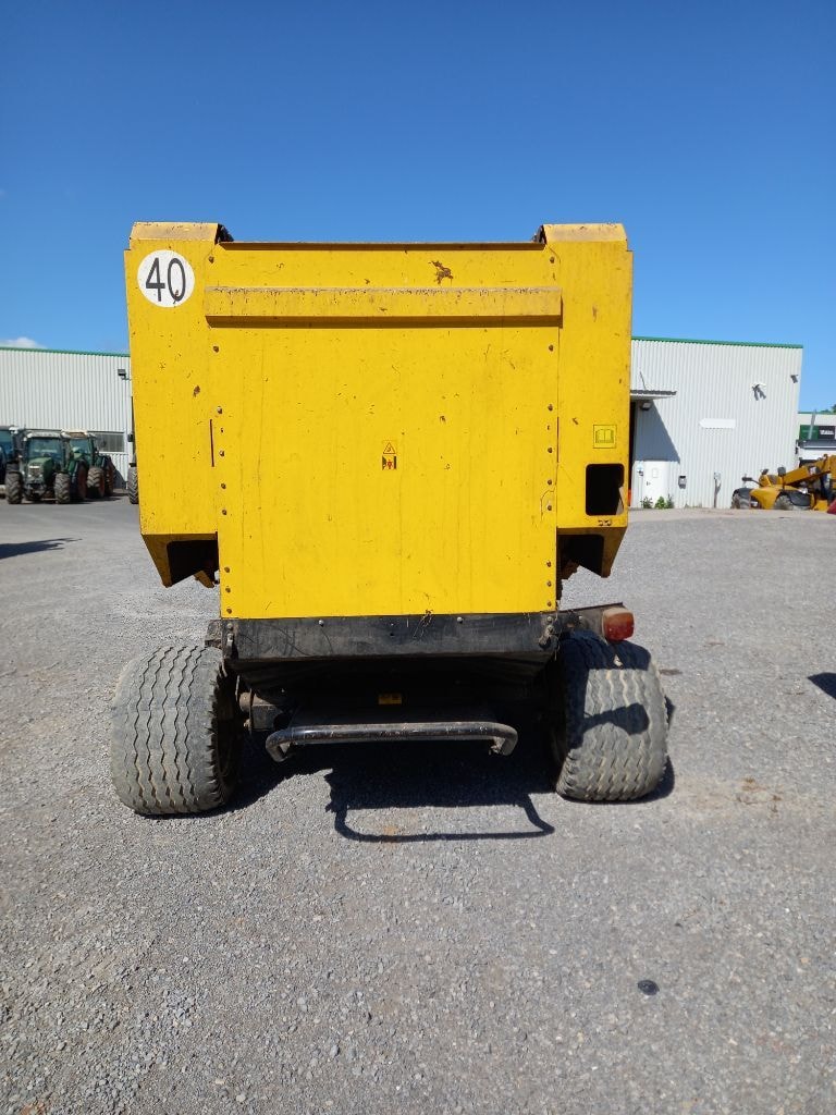 Presse balles rondes NEW HOLLAND BR 7060 - photo slide 6