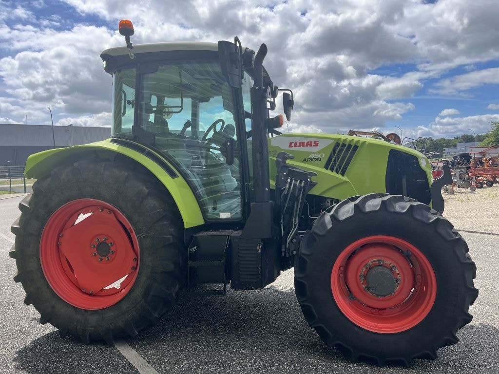 Tracteur CLAAS Arion 450 - photo slide 5