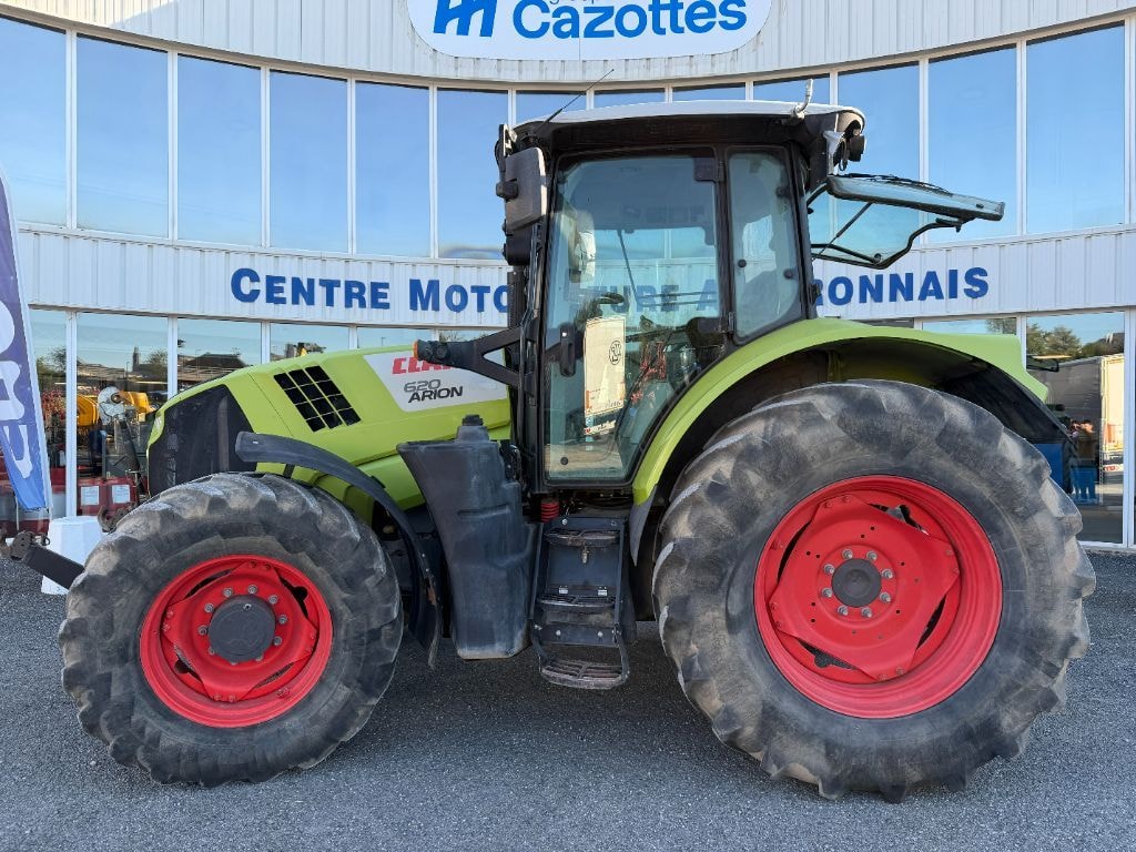 Tracteur CLAAS ARION 620 - photo slide 1