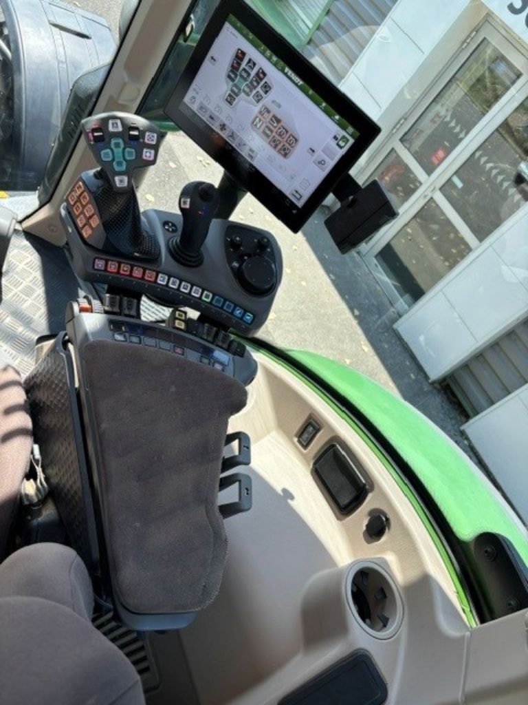 Tracteur FENDT 716 VARIO POWER + - photo slide 6