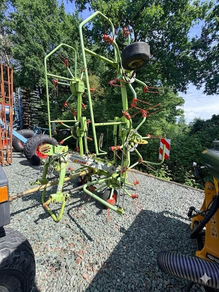 Faneuse CLAAS VOLTO 670 - photo slide 4