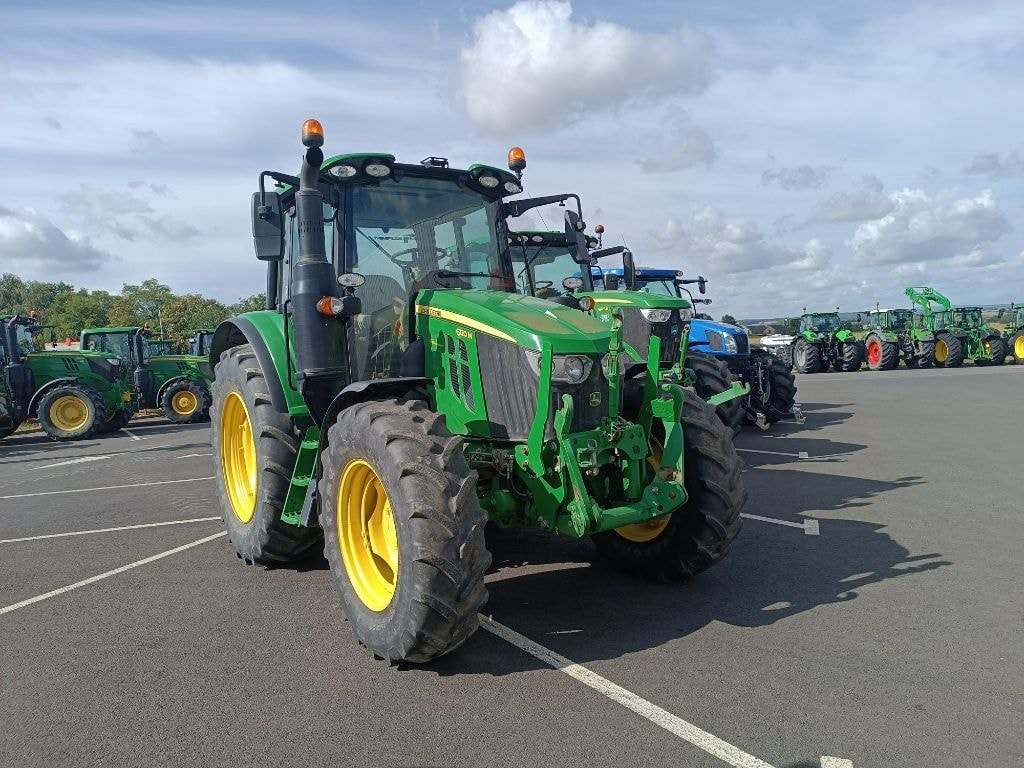 Tracteur chargeur JOHN DEERE 6120M - photo slide 7