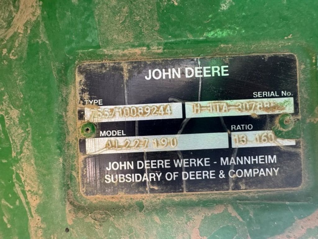Tracteur JOHN DEERE 6R 215 - photo slide 13