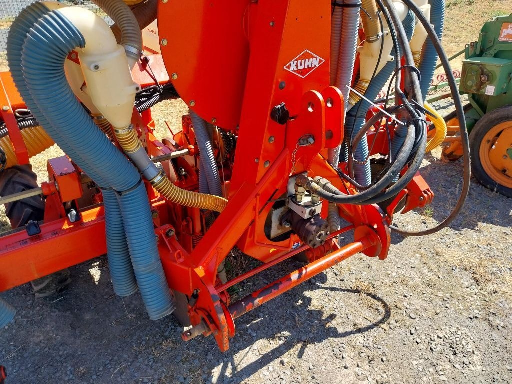 Combine de Semis KUHN El 201-300 - photo slide 34