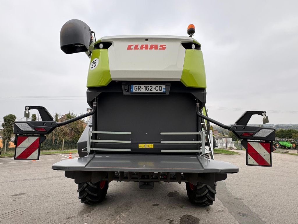 Moissonneuse CLAAS TRION 660 - photo slide 6