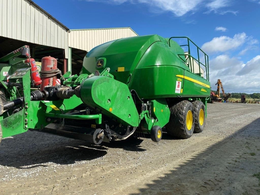 Presse haute densite JOHN DEERE L1534 - photo slide 12