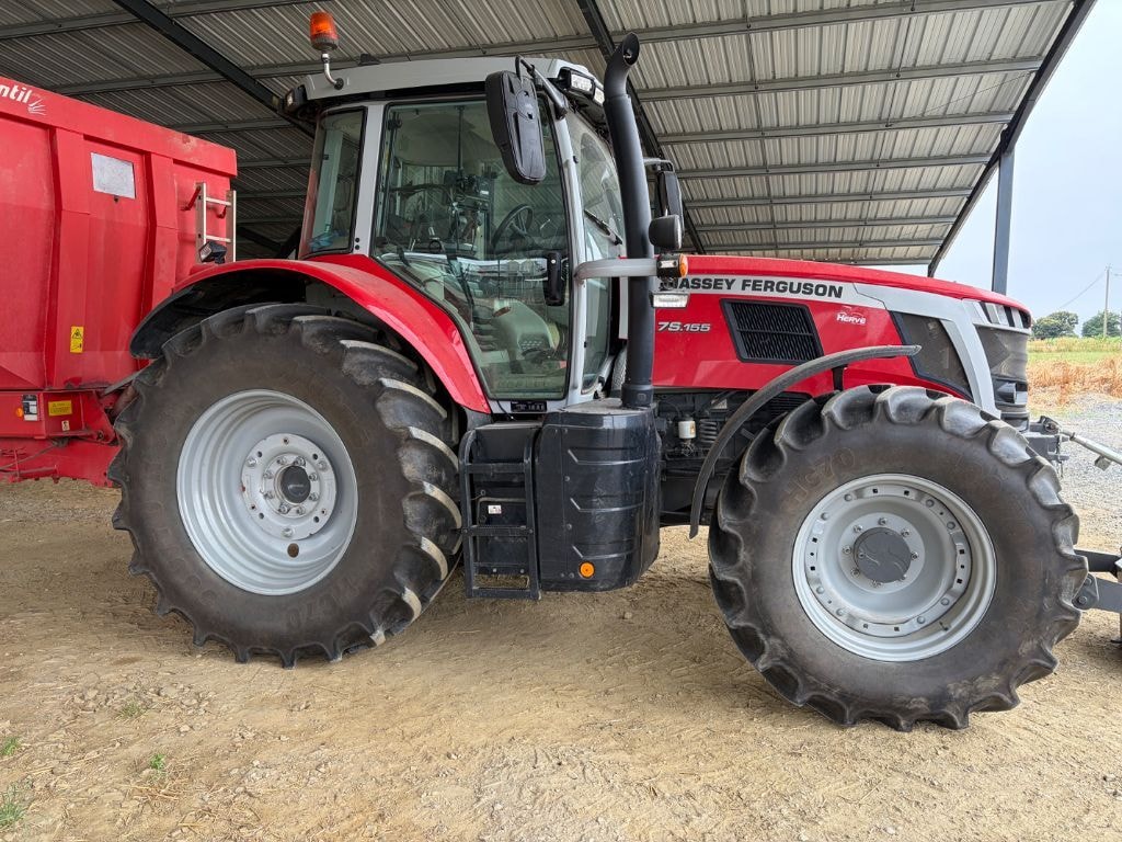 Tracteur MASSEY FERGUSON 7S.155 - photo slide 9