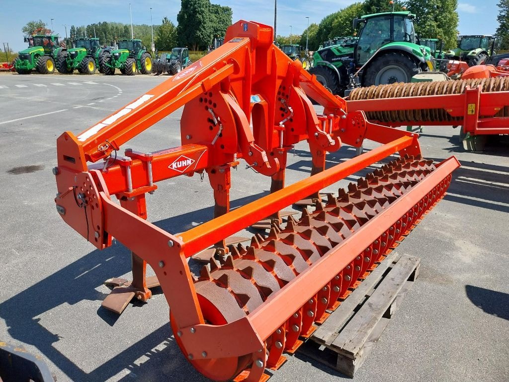Decompacteur KUHN Cultisoil dc 301 - photo slide 3