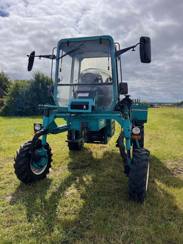 Tracteur enjambeur LOISEAU HOPPER 8 - photo slide 1