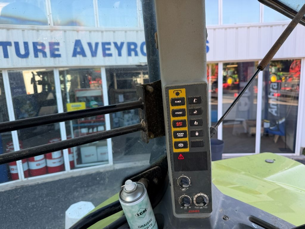 Tracteur CLAAS ARION 620 - photo slide 21