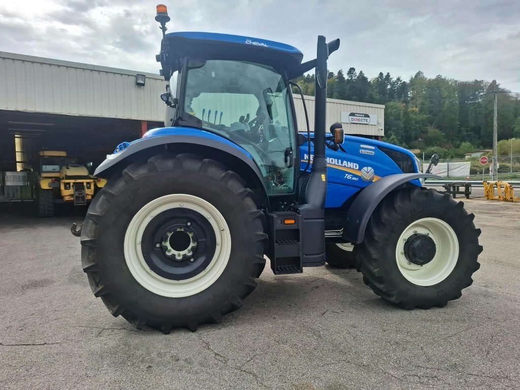 Tracteur NEW HOLLAND T6 180 DCT - photo slide 3