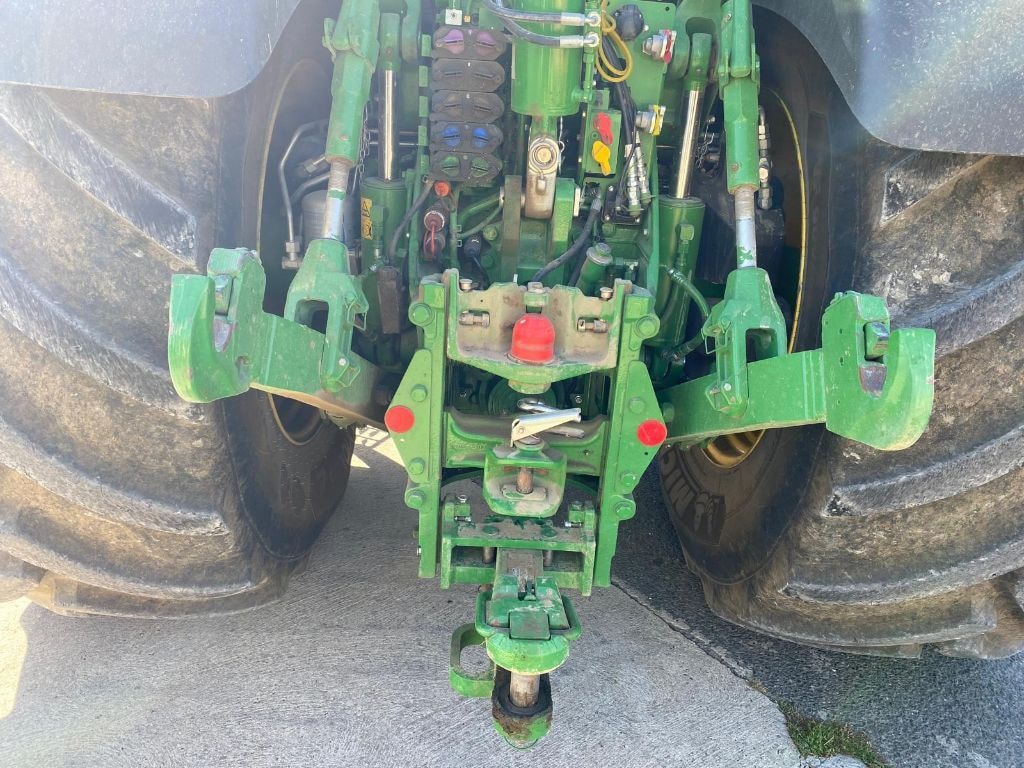 Tracteur JOHN DEERE 8R 370 - photo slide 16