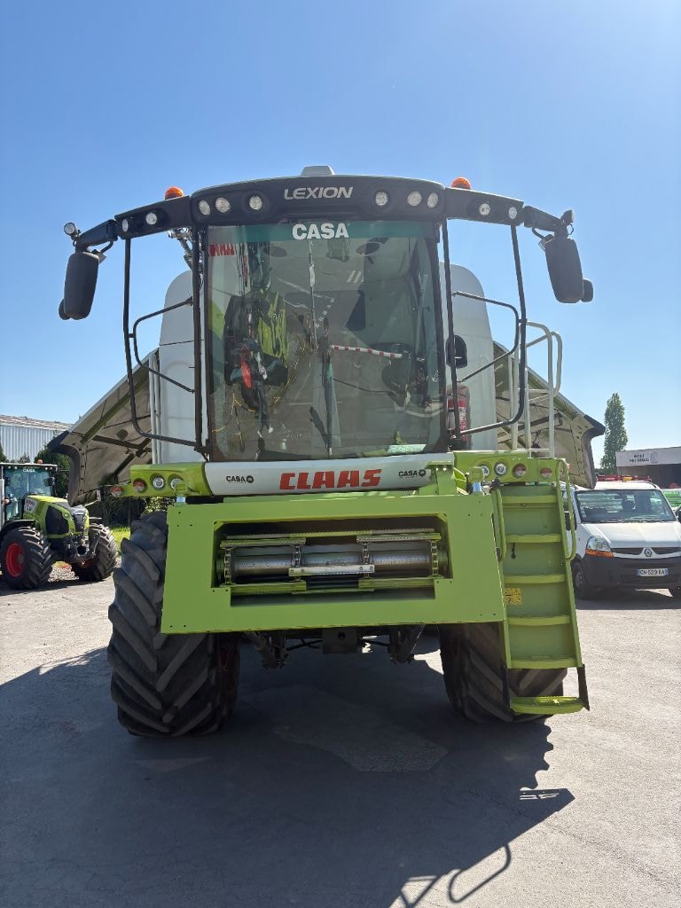 Moissonneuse CLAAS LEXION 750 - photo slide 92