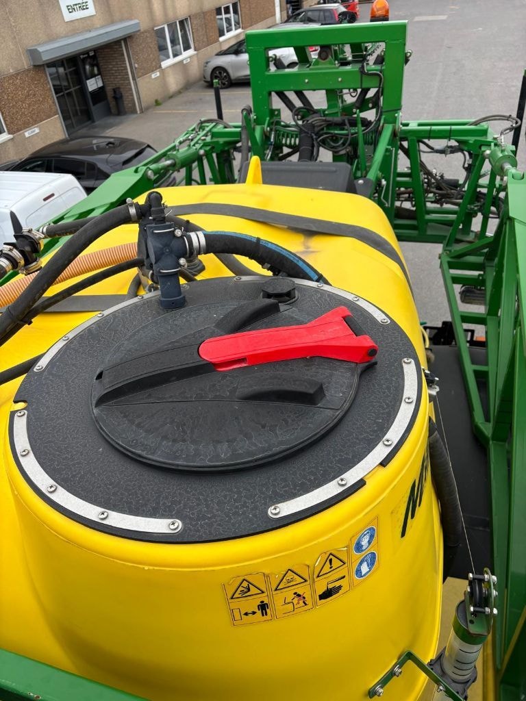 Pulverisateur automoteur JOHN DEERE 4040i - photo slide 19