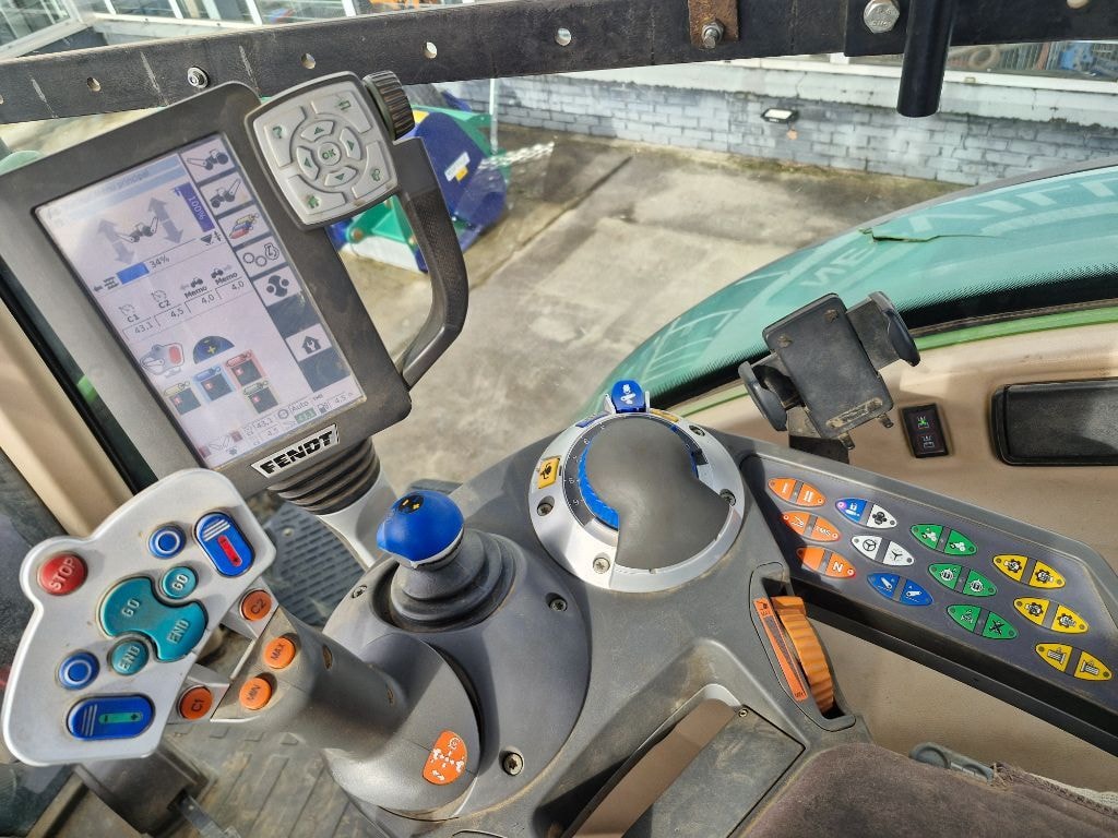Tracteur FENDT 720 VARIO POWER - photo slide 14