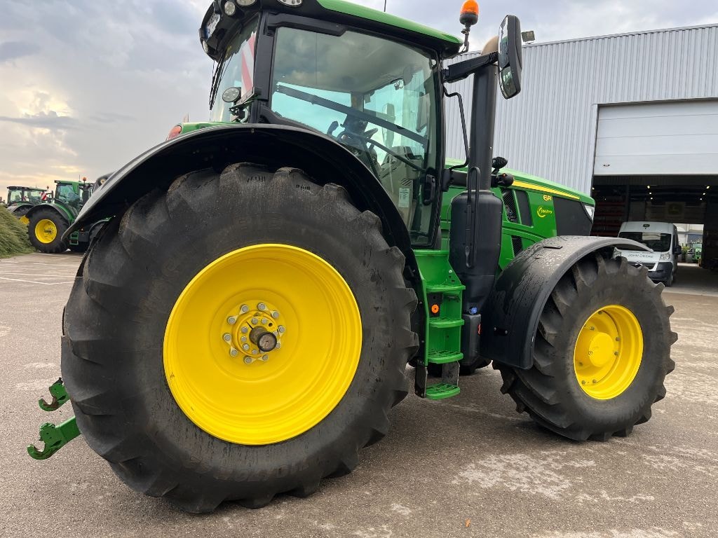 Tracteur JOHN DEERE 6R 215 - photo slide 25