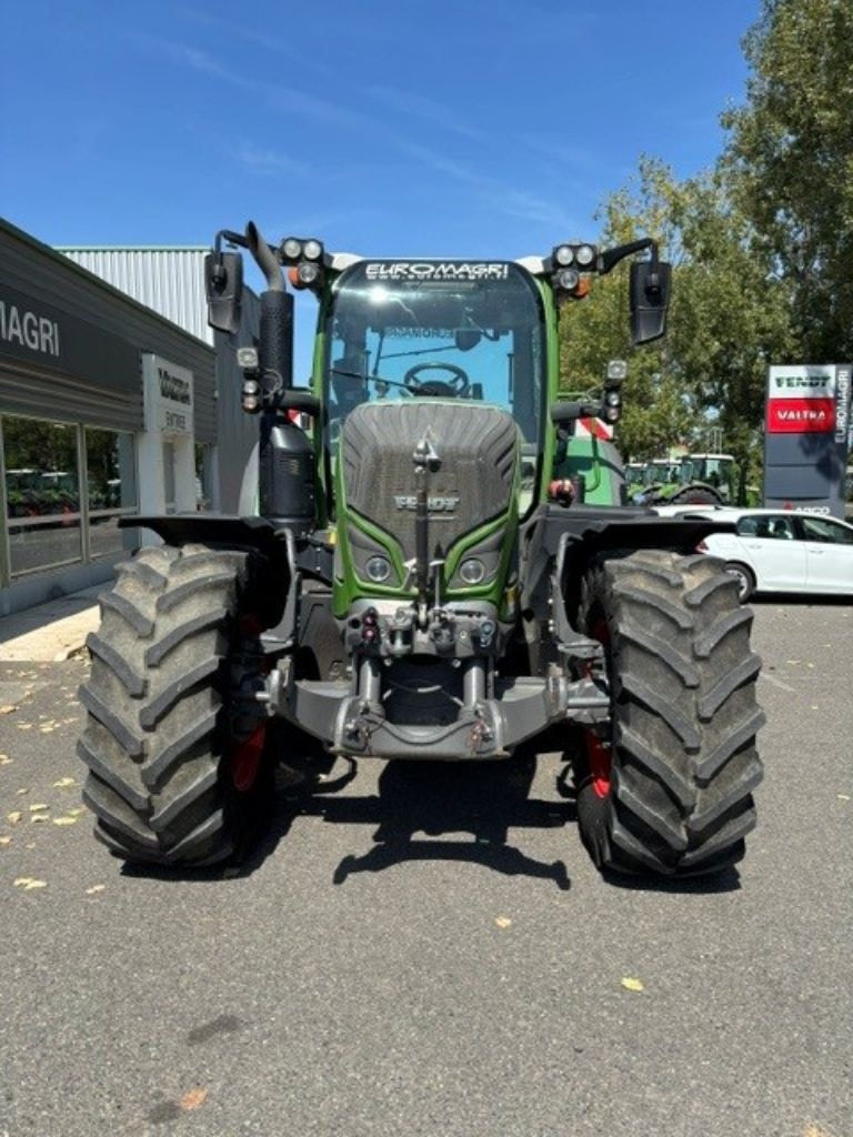 Tracteur FENDT 716 VARIO POWER + - photo slide 2