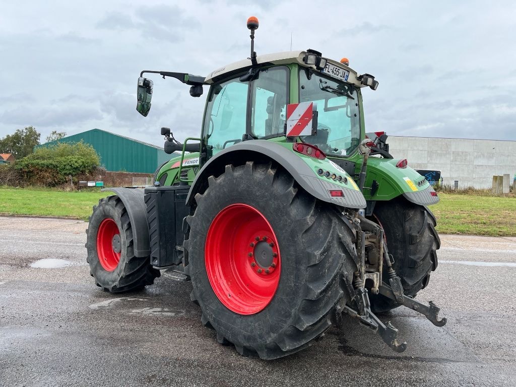 Tracteur FENDT 722 S4 POWER + - photo slide 3
